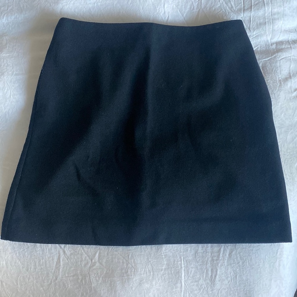 Uniqlo Black Wool Blend Mini Skirt - 28” Waist
